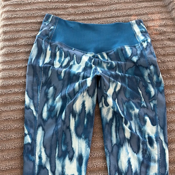 Nike “DRI FIT” Capri leggings - Picture 2 of 7